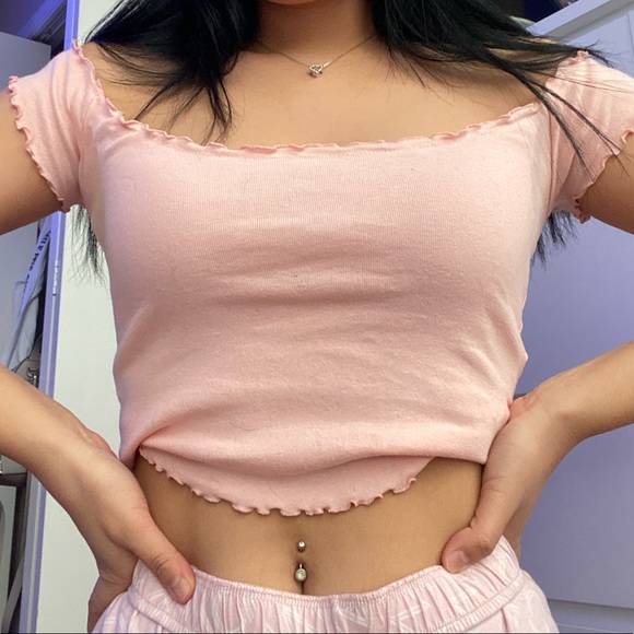 urban outfitters off the shoulder tee - Picture 1 of 4